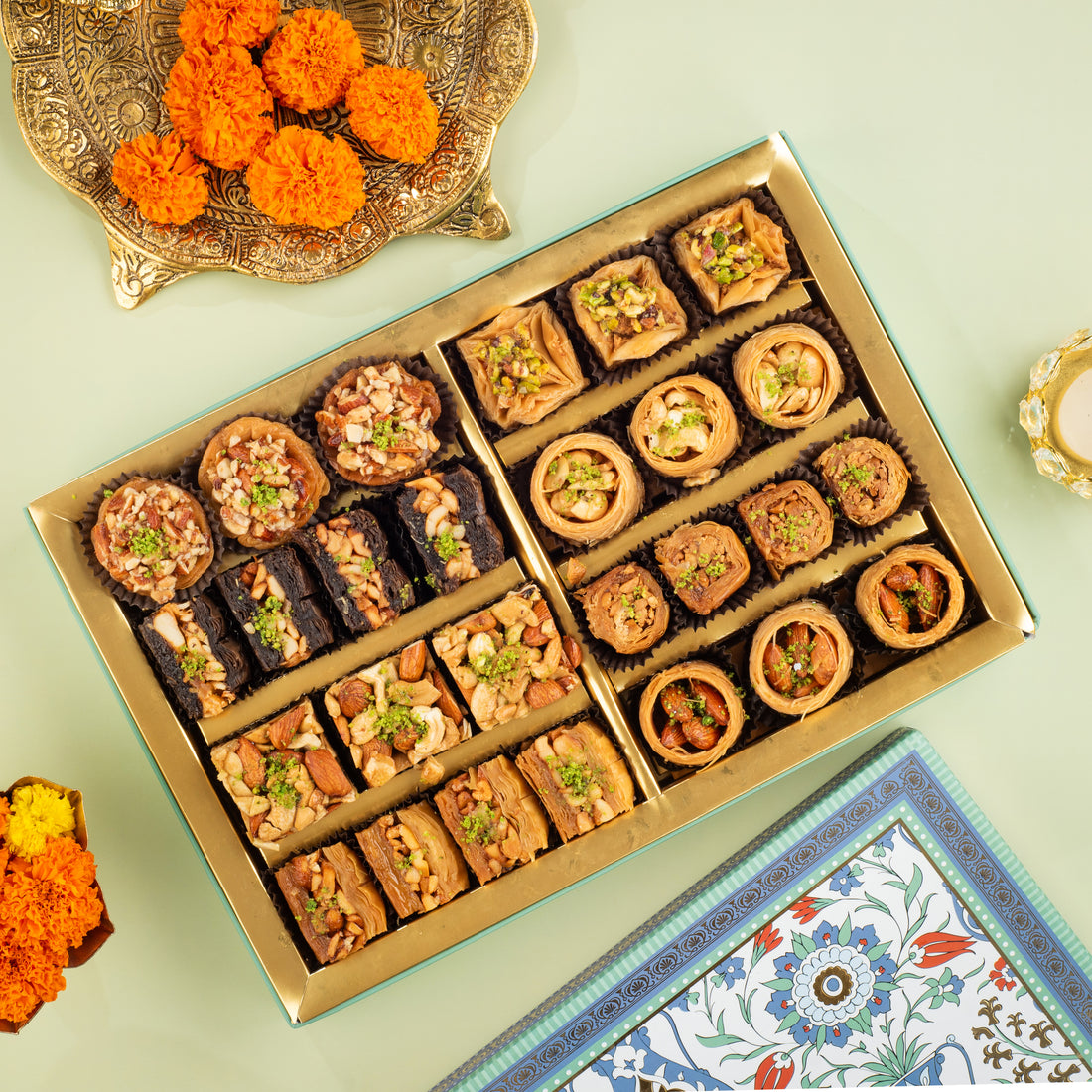 Vasant Assorted Baklava Box 750g