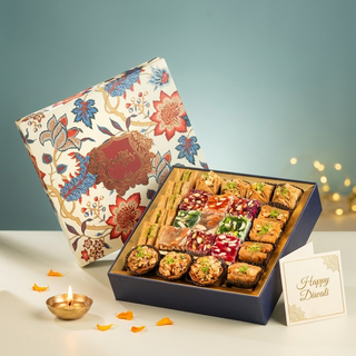 Regalia Assorted Baklava & Turkish Delight Box 580g