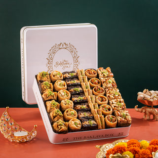 Ivory Tin Assorted Baklava Sweets Box 1Kg