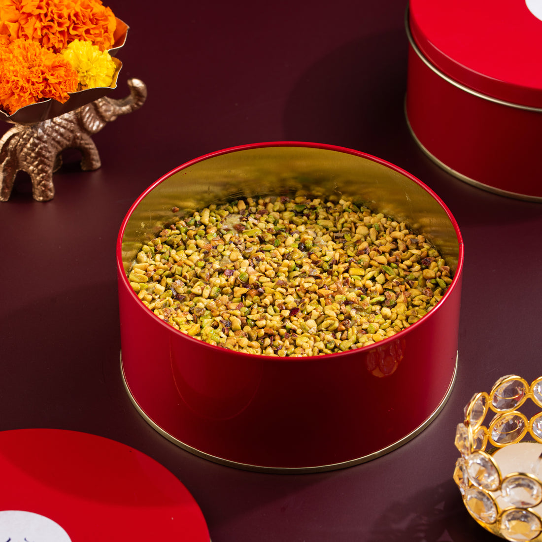 Pistachio Kunafa Tin & Sampler Baklava with Rakhi Essentials