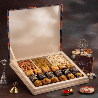 RajGharana Box with Baklava & Dryfruit