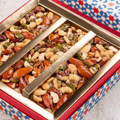 Royal gift box with assorted baklavas and kunafa - THE BAKLAVA BOX