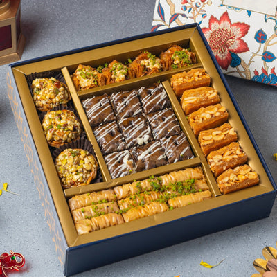Christmas Gift Box with Assorted Baklavas - Regalia Gift Box (580gms) - THE BAKLAVA BOX
