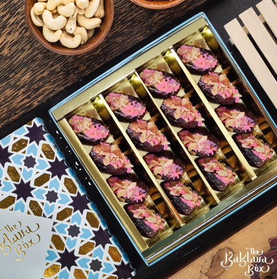Gulkand Flavoured Medjool Dates (16 pieces) - THE BAKLAVA BOX