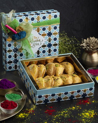 Holi Gift Box :Kesar Gujiya (450gm) with Ribbon Packaging and Gulal - THE BAKLAVA BOX