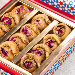 Rose Ring Baklava - THE BAKLAVA BOX