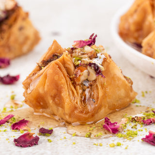 Thandai Pyramid Baklava- Holi special sweets - THE BAKLAVA BOX
