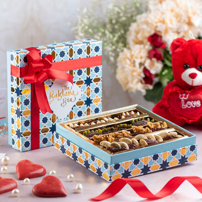Valentine's Day Gift Box- Assorted Stuffed Sugarfree Dates Box (16 pieces) With Card - THE BAKLAVA BOX